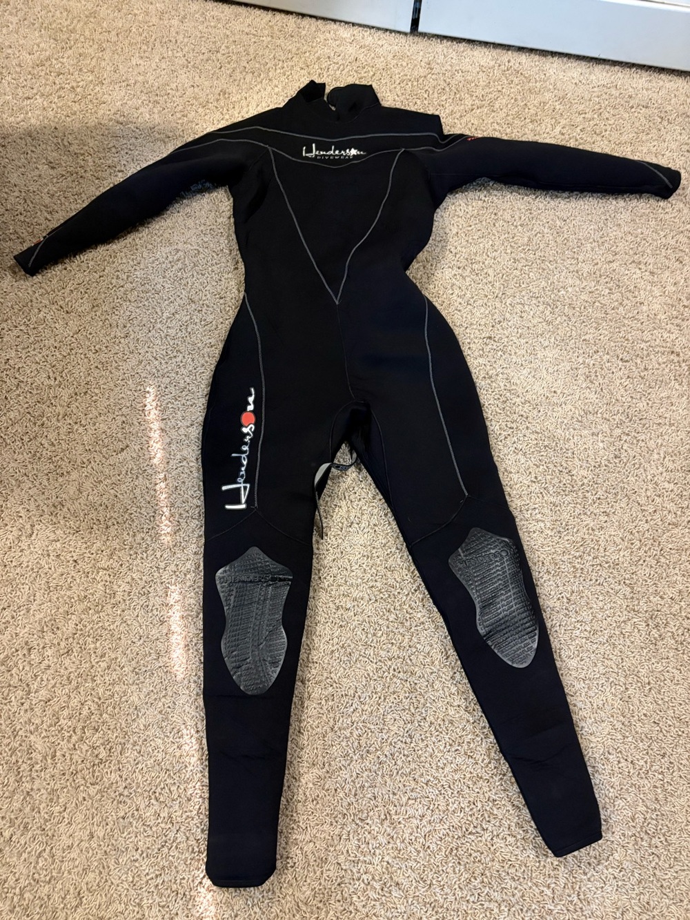 Body Glove Black Full Wetsuit with White Logo